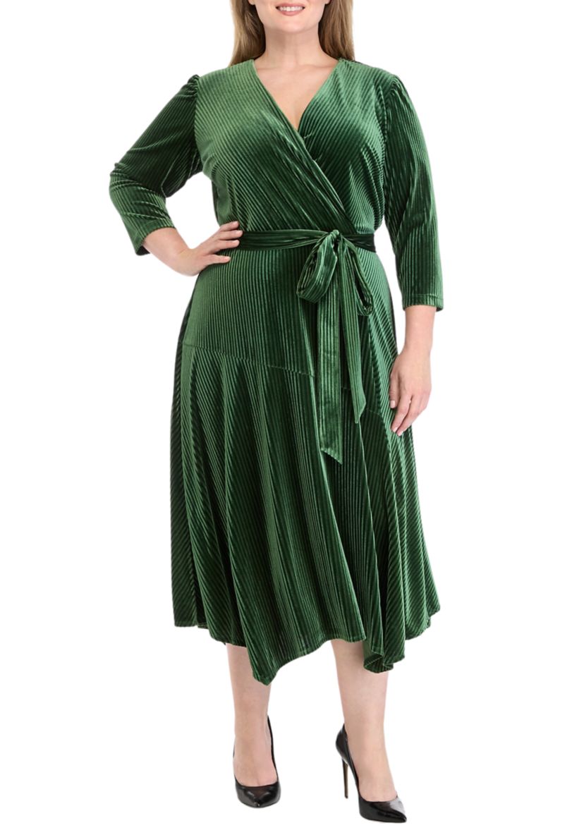 Plus Size V-Neck Wrap Velvet Dress