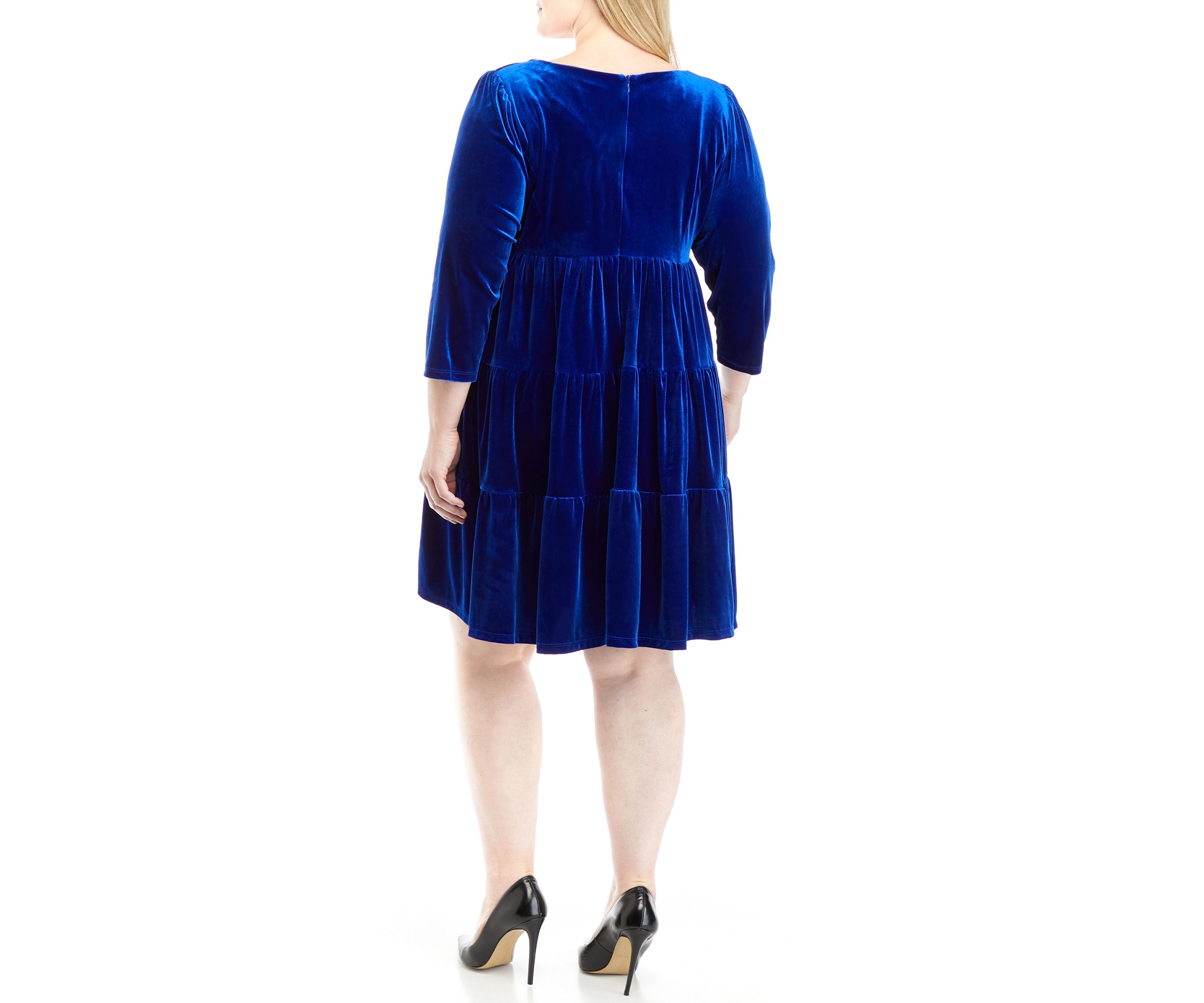 Plus Size 3/4 Sleeve Solid Velvet Tiered Fit and Flare Dress