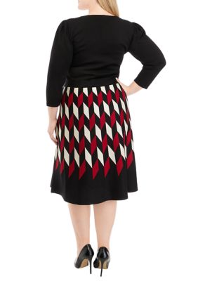 Plus 3/4 Sleeve Geometric Printed Fit and Flare Dress