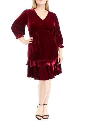 Plus 3/4 Sleeve V-Neck Velvet Solid Tiered Fit and Flare Dress