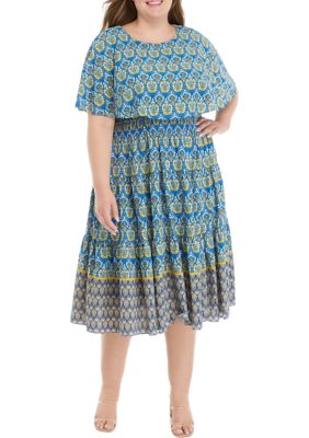Plus Short Sleeve Round Neck Printed Chiffon Capelet Fit and Flare Dress