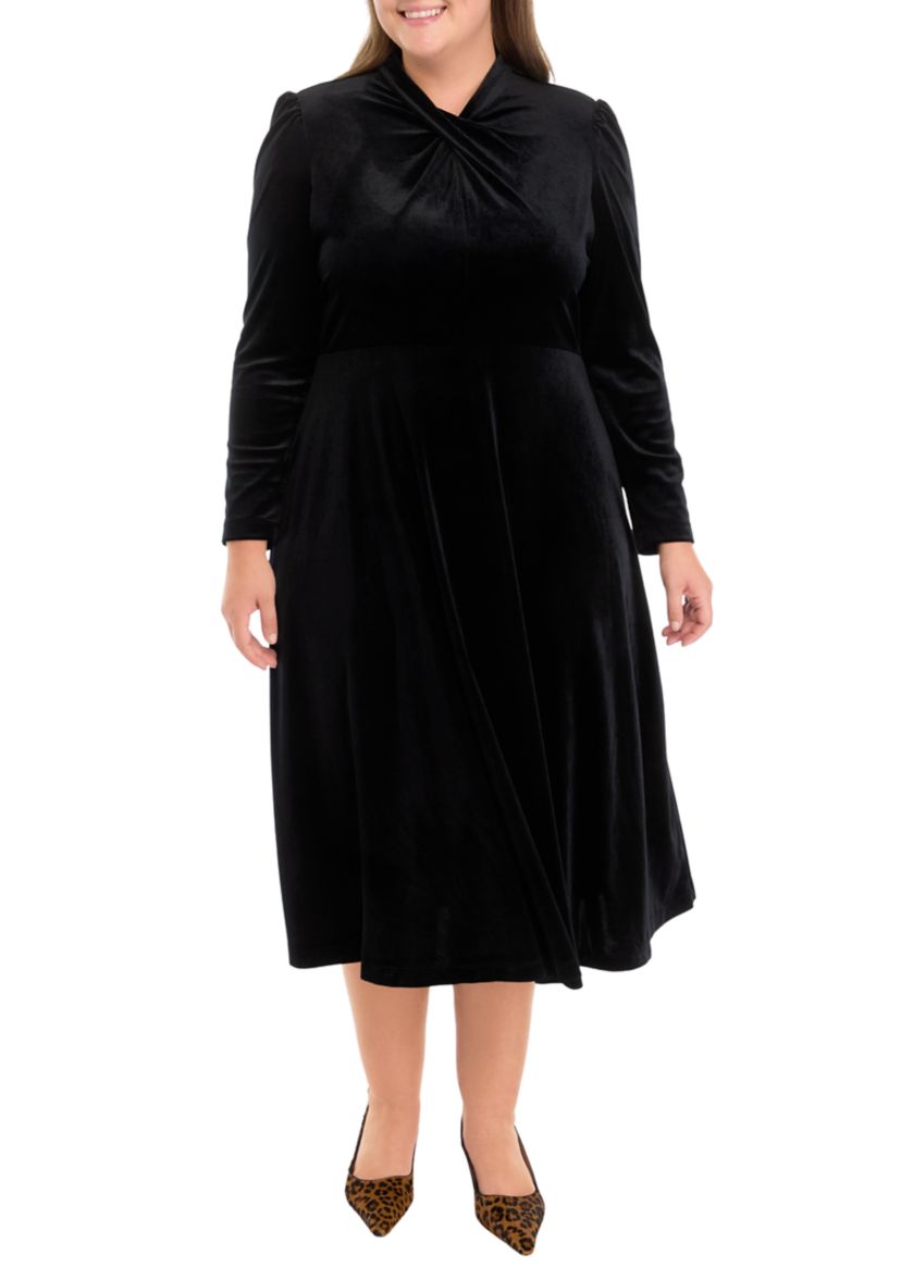 Plus Size Long Sleeve Solid Velvet Dress
