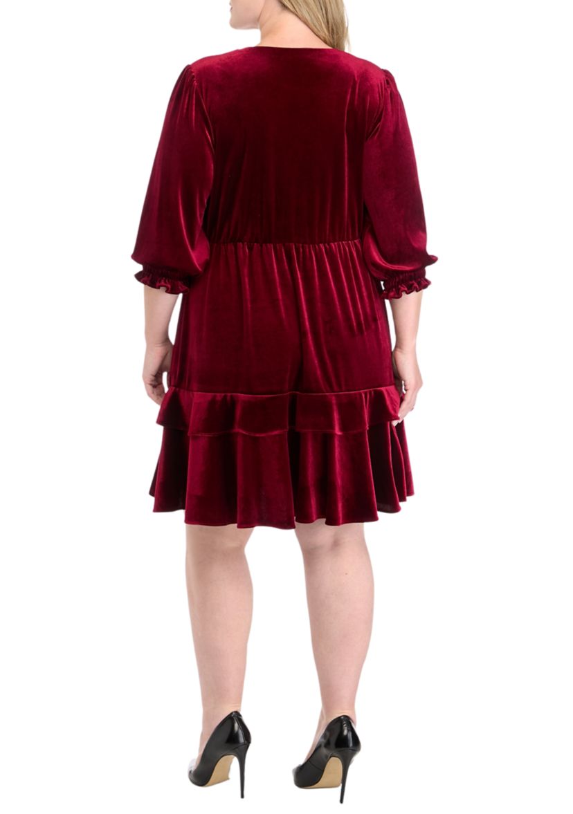 Plus Size 3/4 Sleeve V-Neck Burnout Babydoll Dress