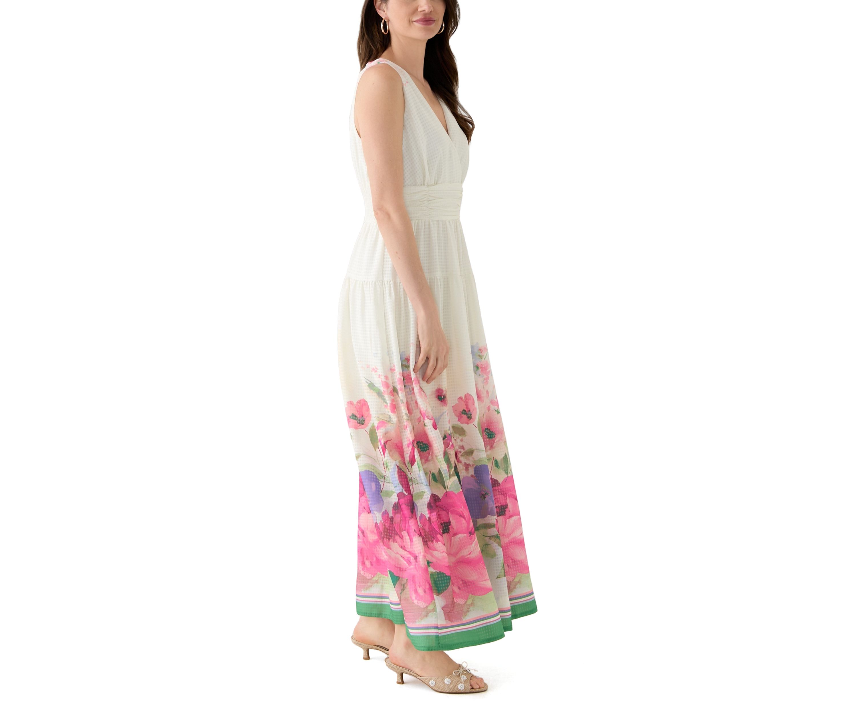 Womens Sleeveless V-Neck Floral Printed Chiffon Dress