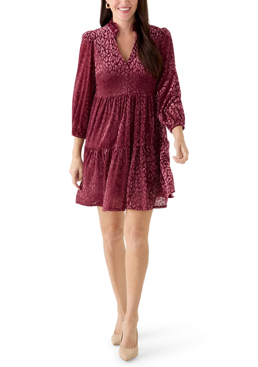 Womens 3/4 Sleeve V-Neck Animal Print Burnout Dress