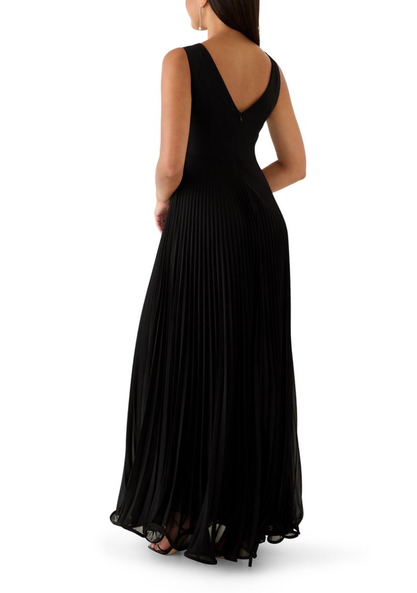 Maison Tara Women's Sleeveless V-Neck Long Chiffon Gown | Belk
