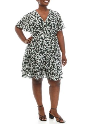 Plus V-Neck Floral Wrap Dress