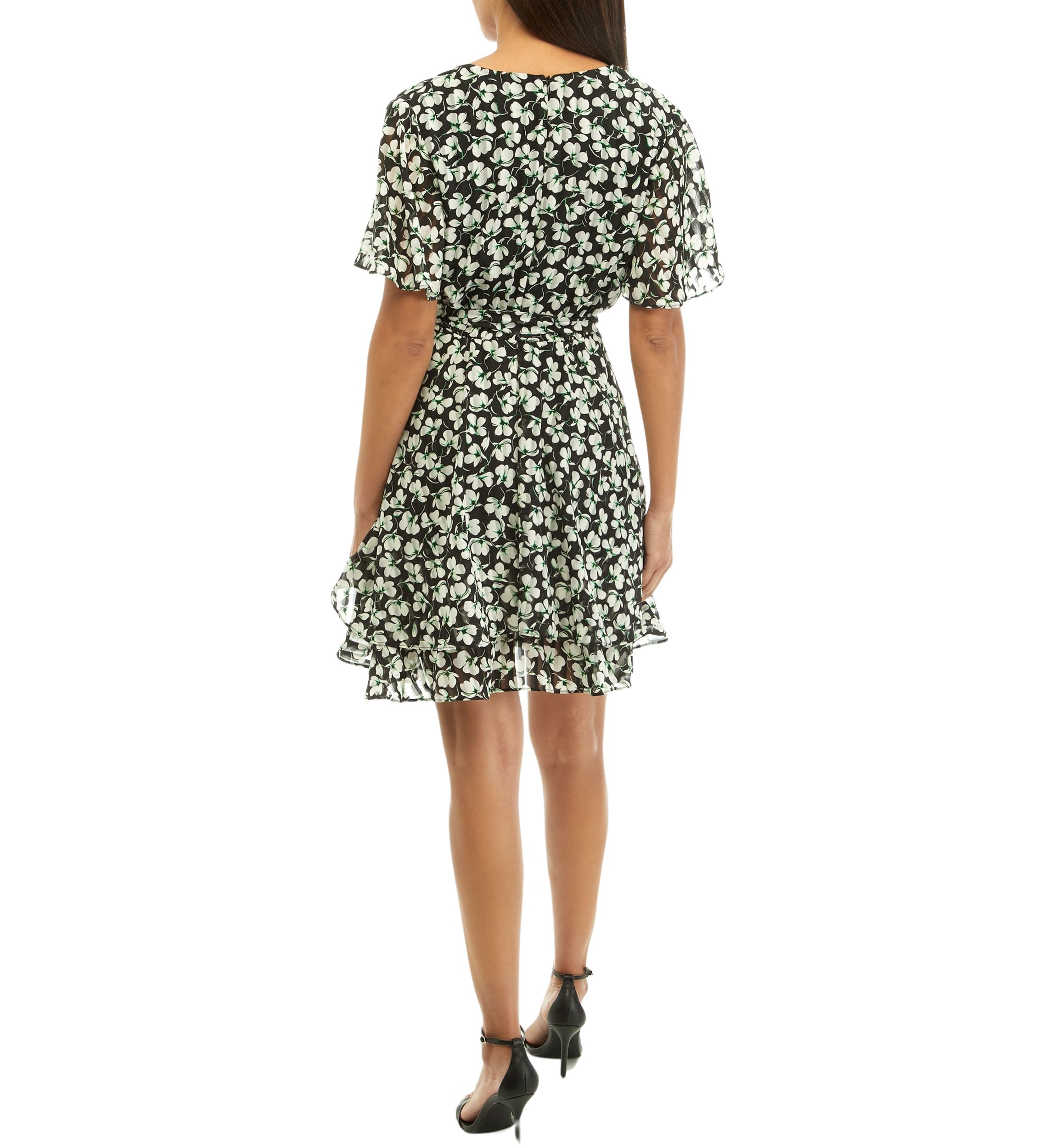 Womens Short Sleeve V-Neck Floral Print Fit and Flare Dress