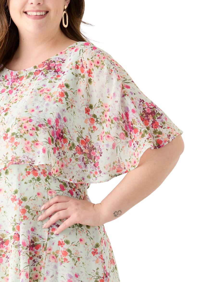 Plus Size Short Sleeve Crew Neck Ditsy Floral Dress