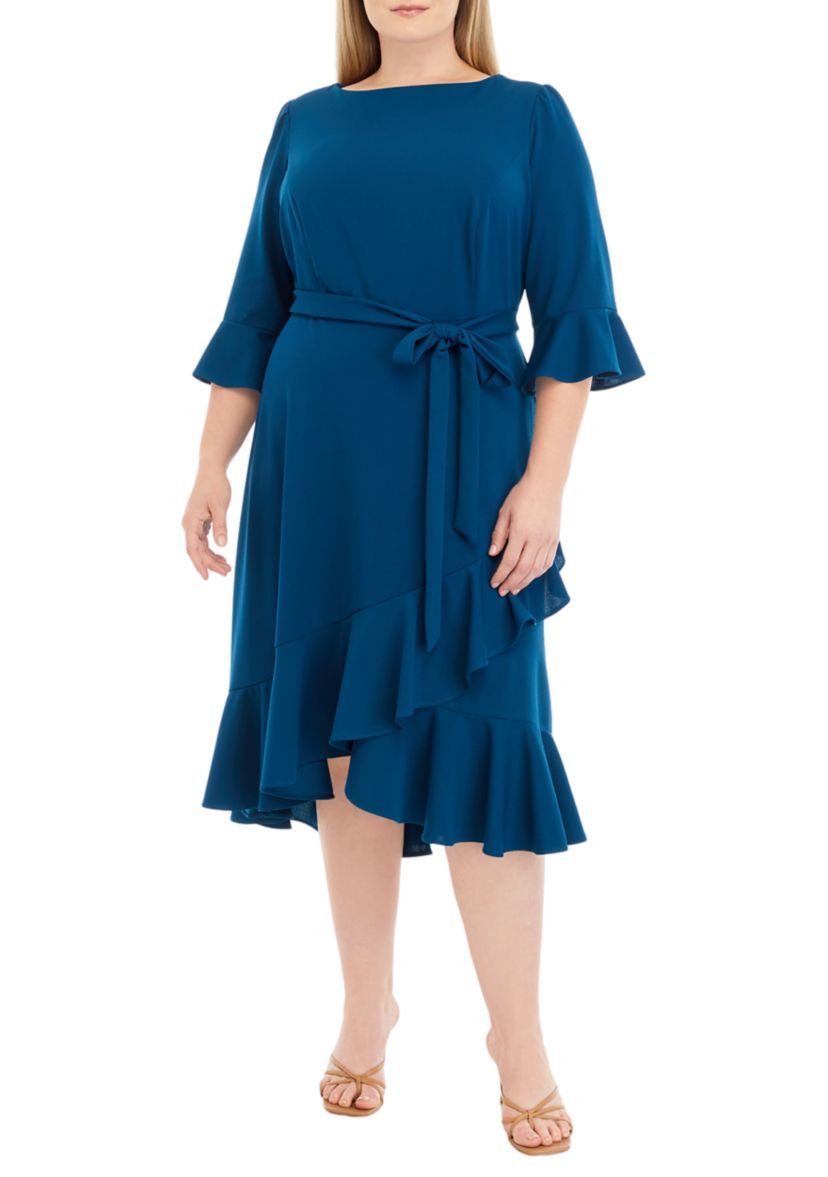 Plus Size Bell Sleeve Dress