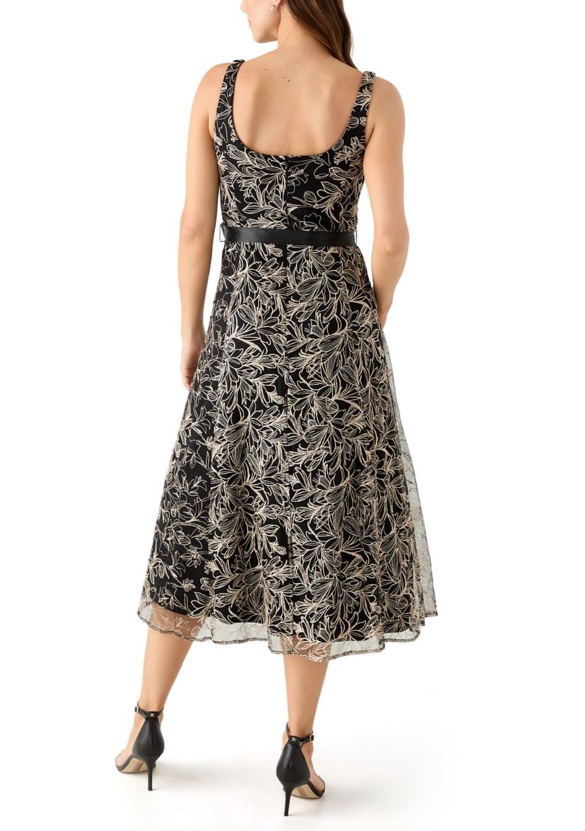 Womens Scoop Neck Mesh Cocktail Dress