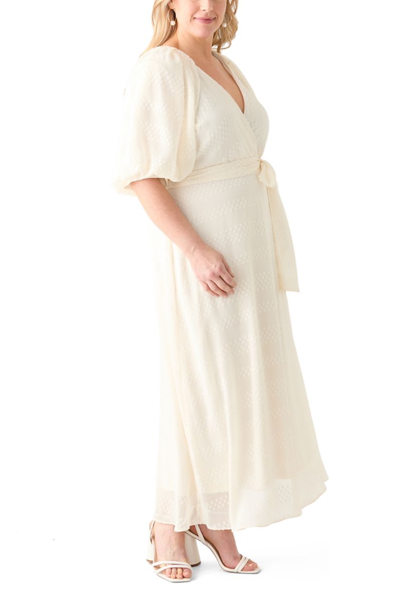 Plus Size Puff Sleeve Clipdot Dress