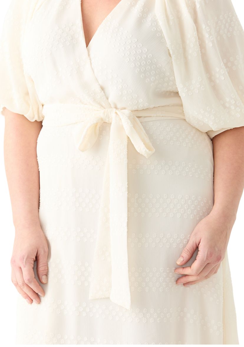 Plus Size Puff Sleeve Clipdot Dress