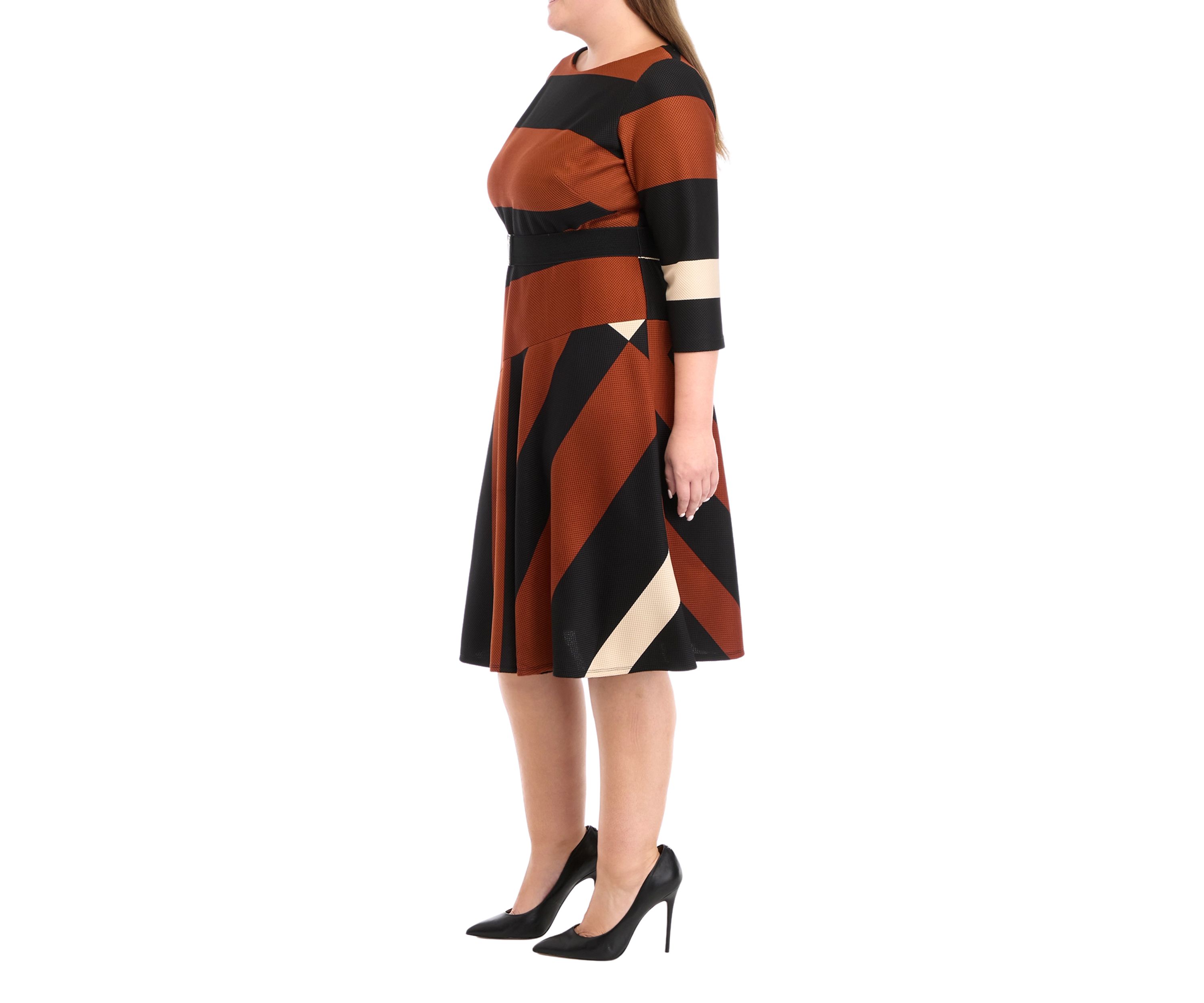 Plus Size 3/4 Sleeve Printed Belted Fit and Flare Dress