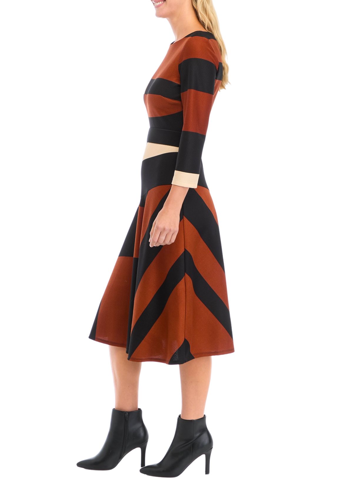 Plus Size Wide Neck Geometric Print Midi Dress