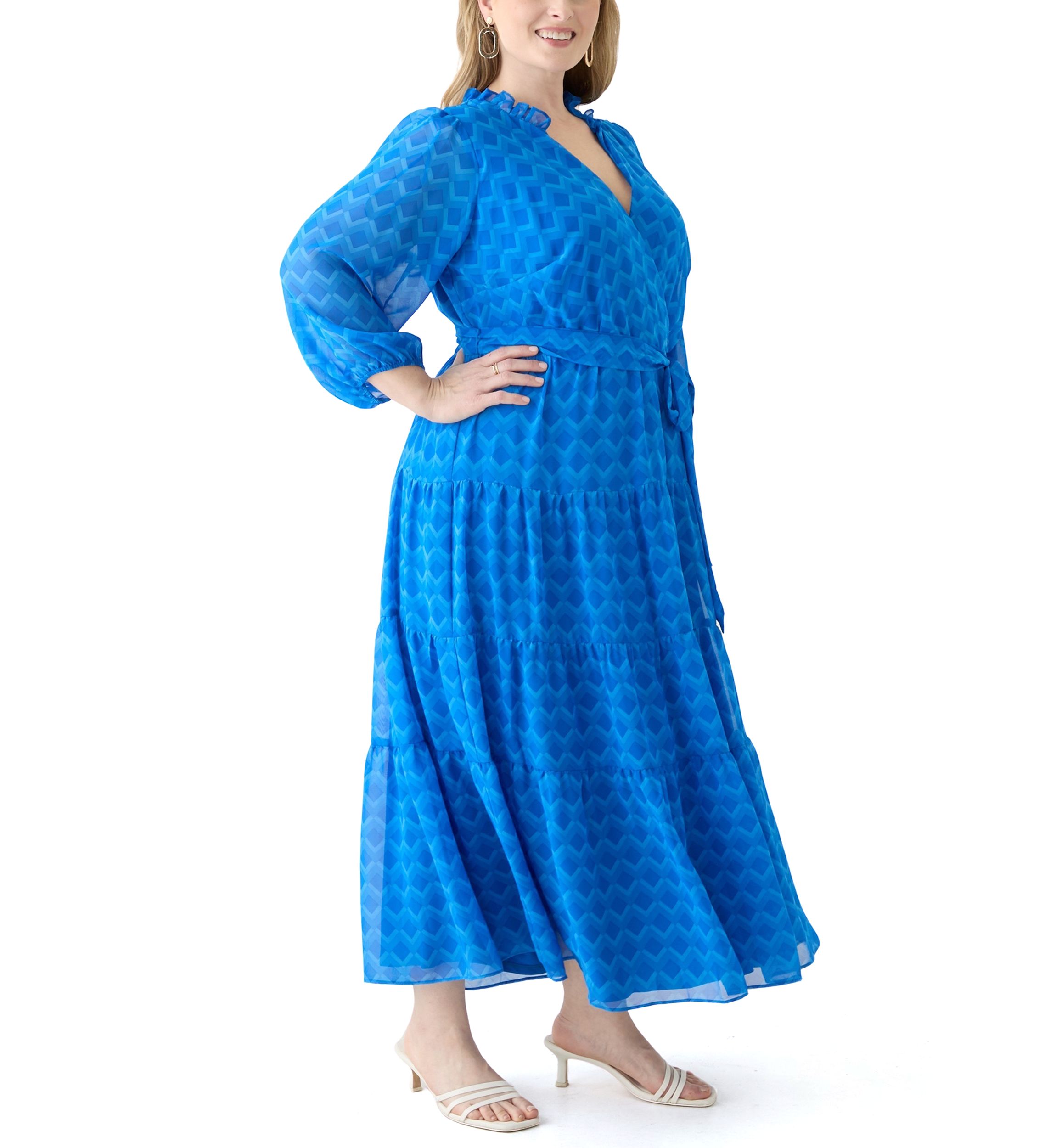 Plus Size Solid V-Neck Tie Waist Dress