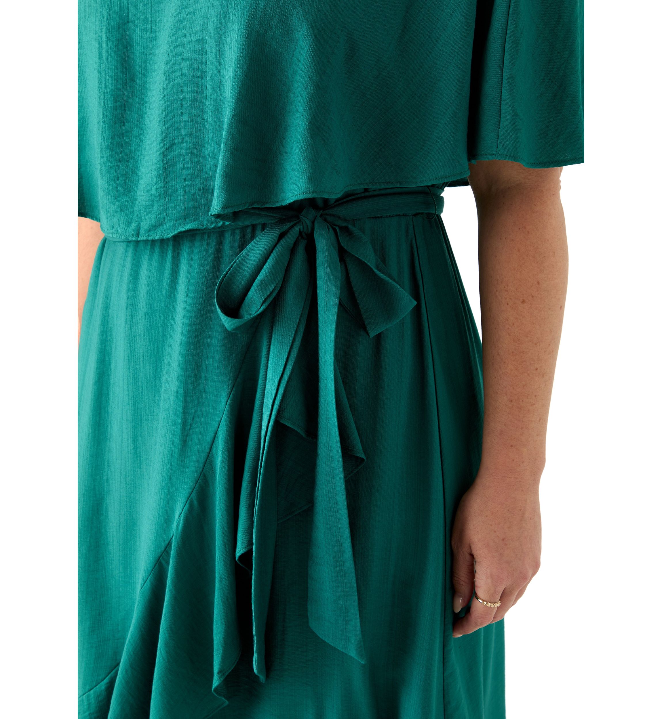 Plus Size Short Sleeve Ruffle A-Line Dress