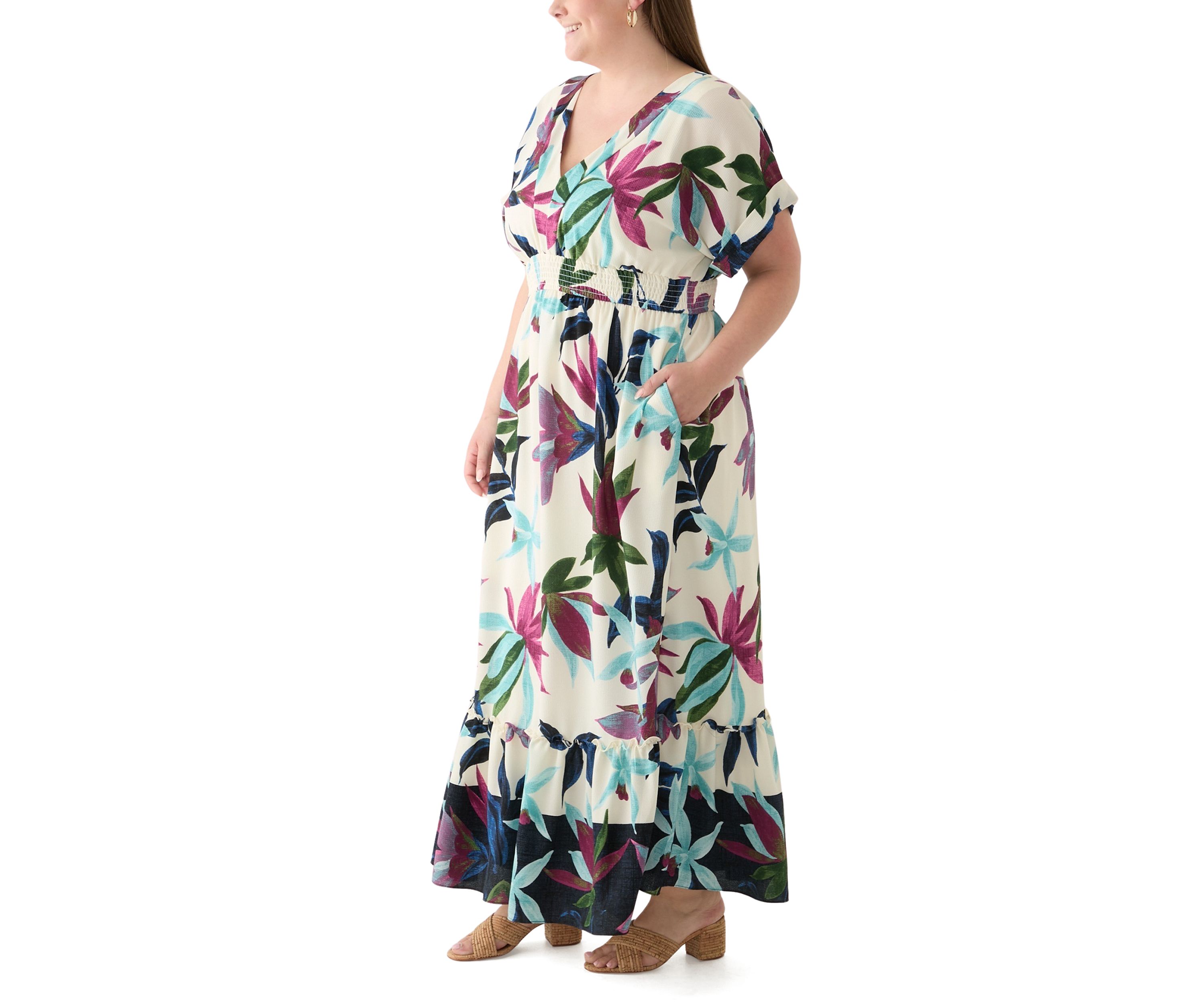 Plus Size Short Sleeve V-Neck Floral Print Crepe Maxi Dress