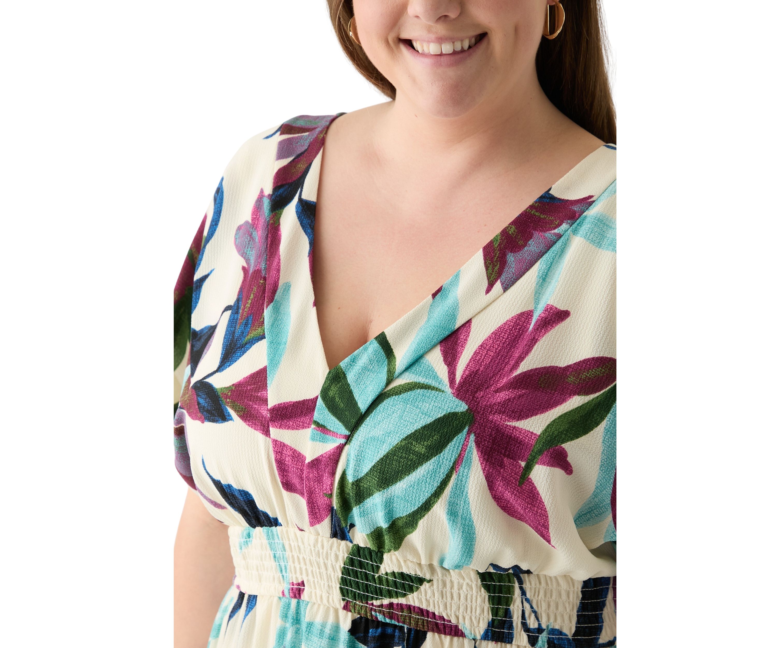 Plus Size Short Sleeve V-Neck Floral Print Crepe Maxi Dress