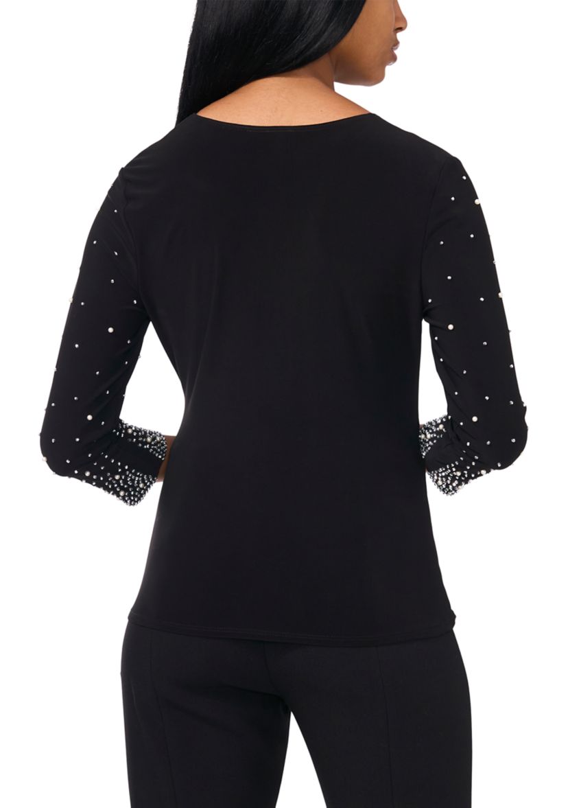 Womens Detailed 3/4 Sleeve V-Neck Top 
