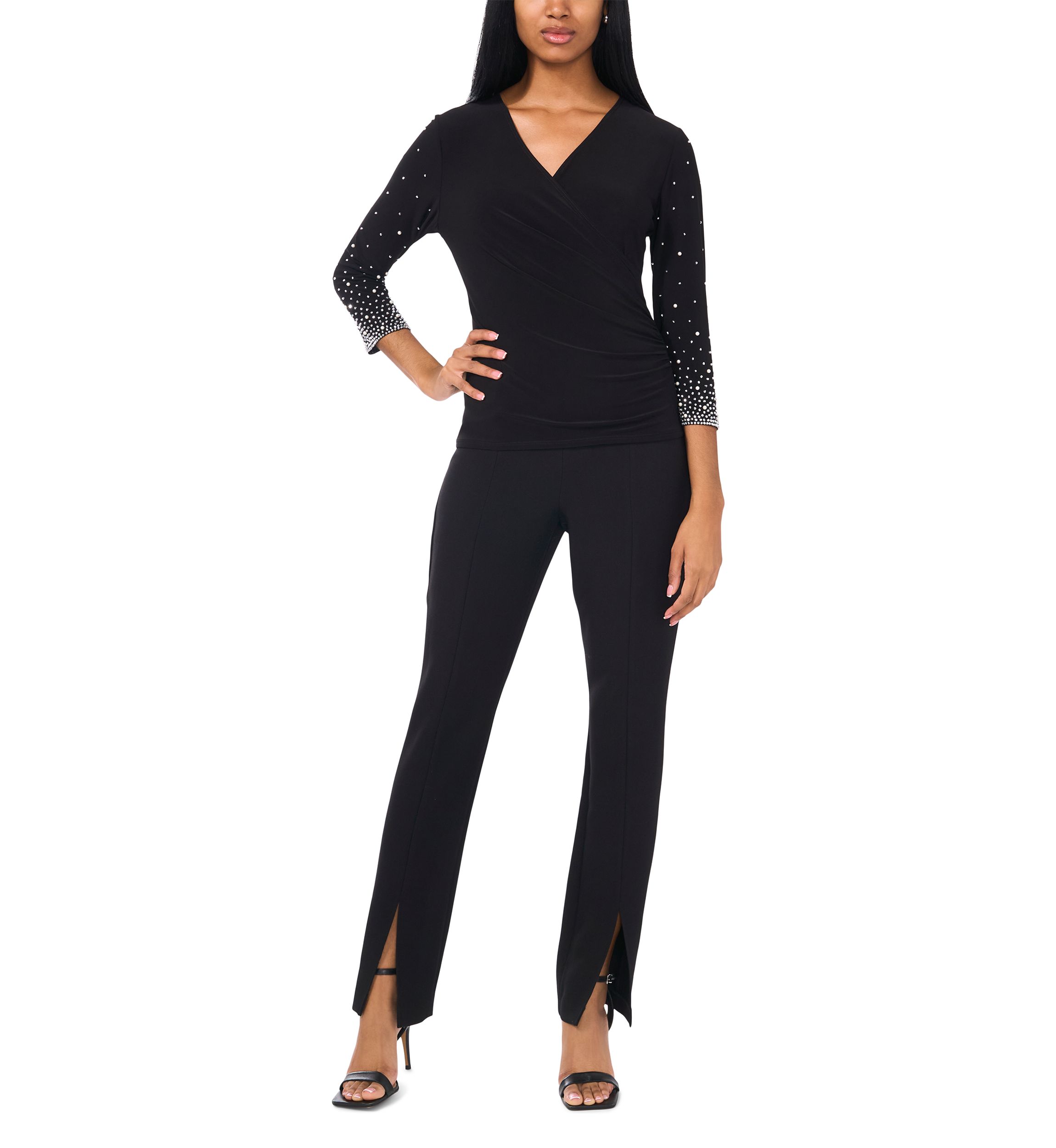 Womens Detailed 3/4 Sleeve V-Neck Top 