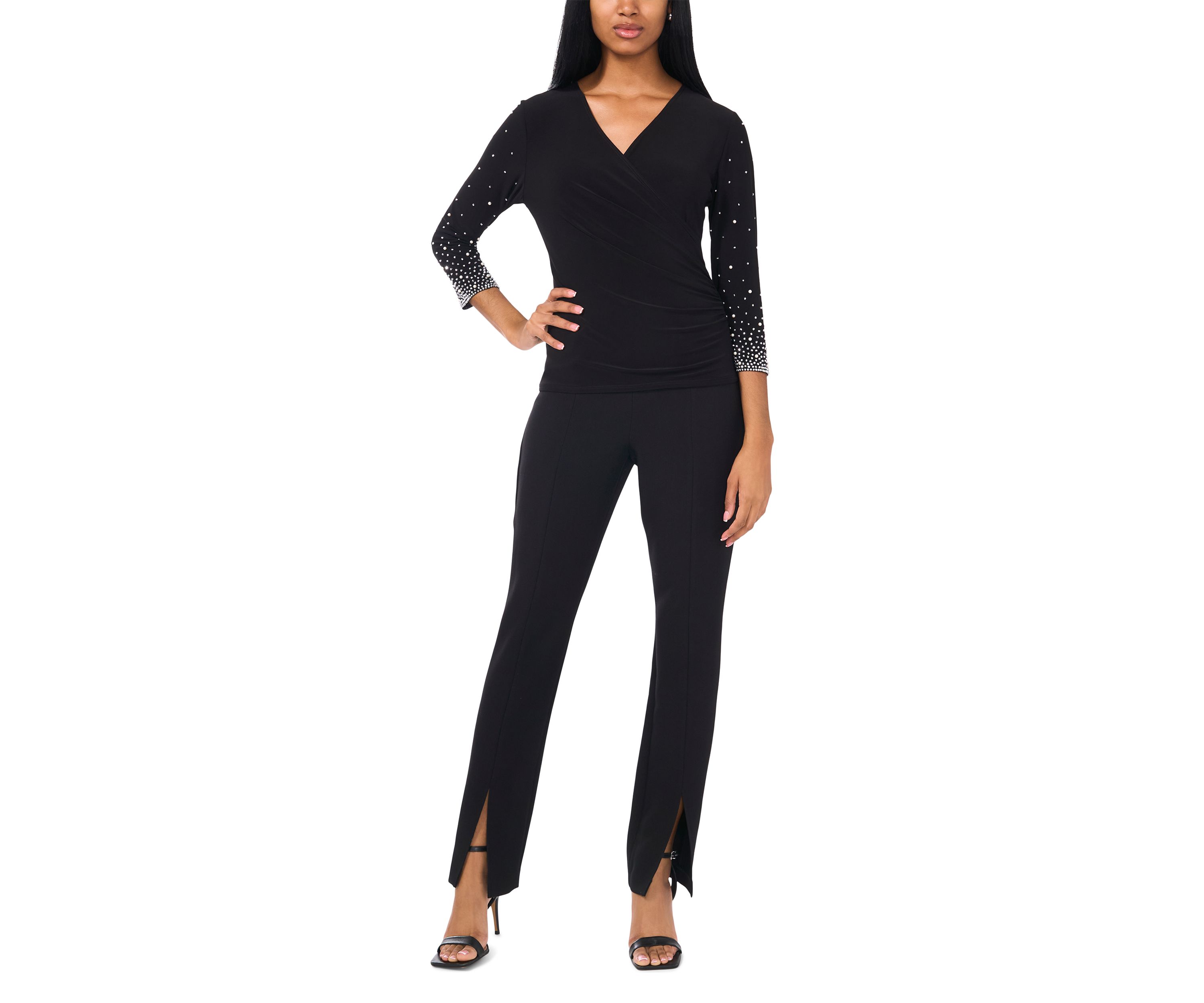 Womens Detailed 3/4 Sleeve V-Neck Top 