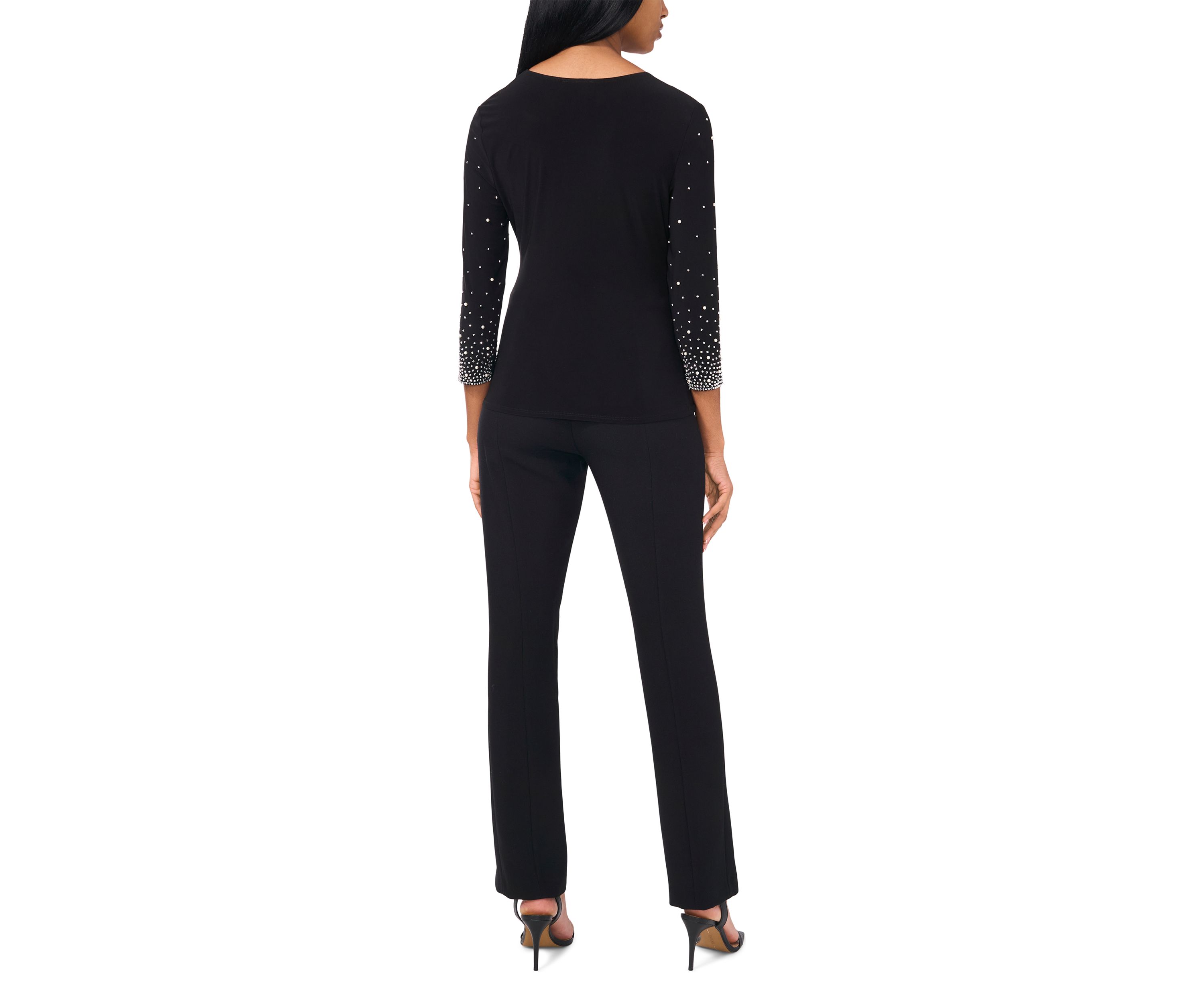 Womens Detailed 3/4 Sleeve V-Neck Top 