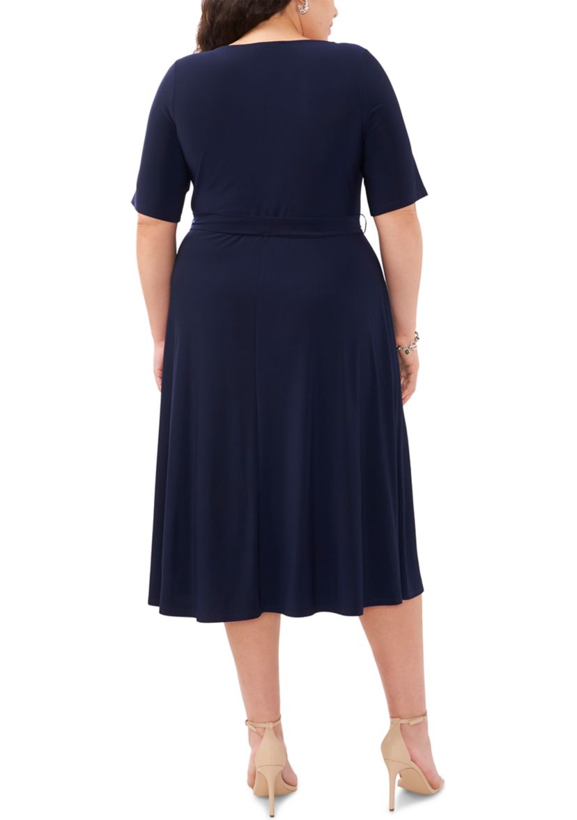 Plus Size Short Sleeve 3 Ring Solid Tie Front Midi Dress
