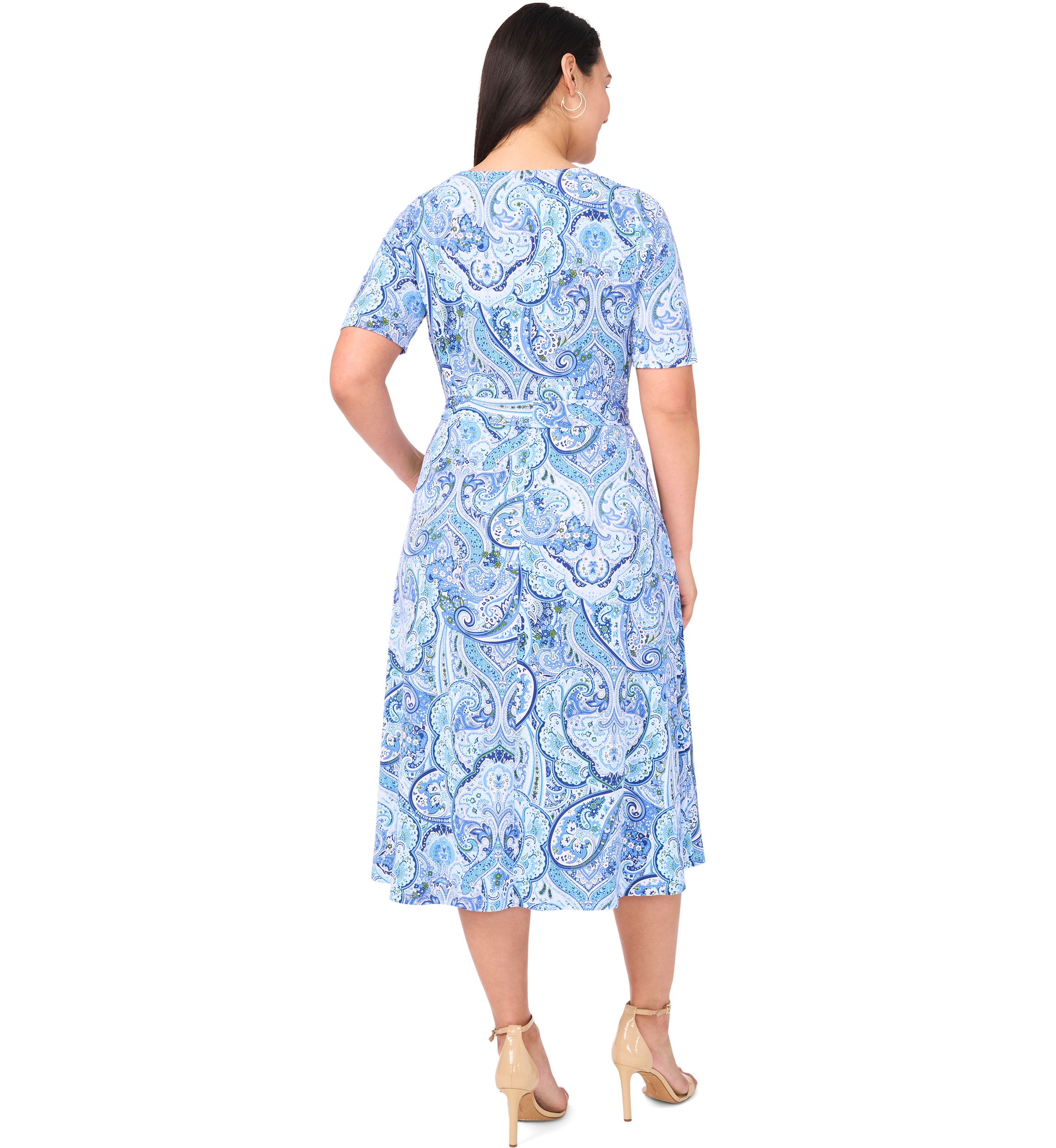 Plus Size V-Neck Paisley Printed Midi Dress