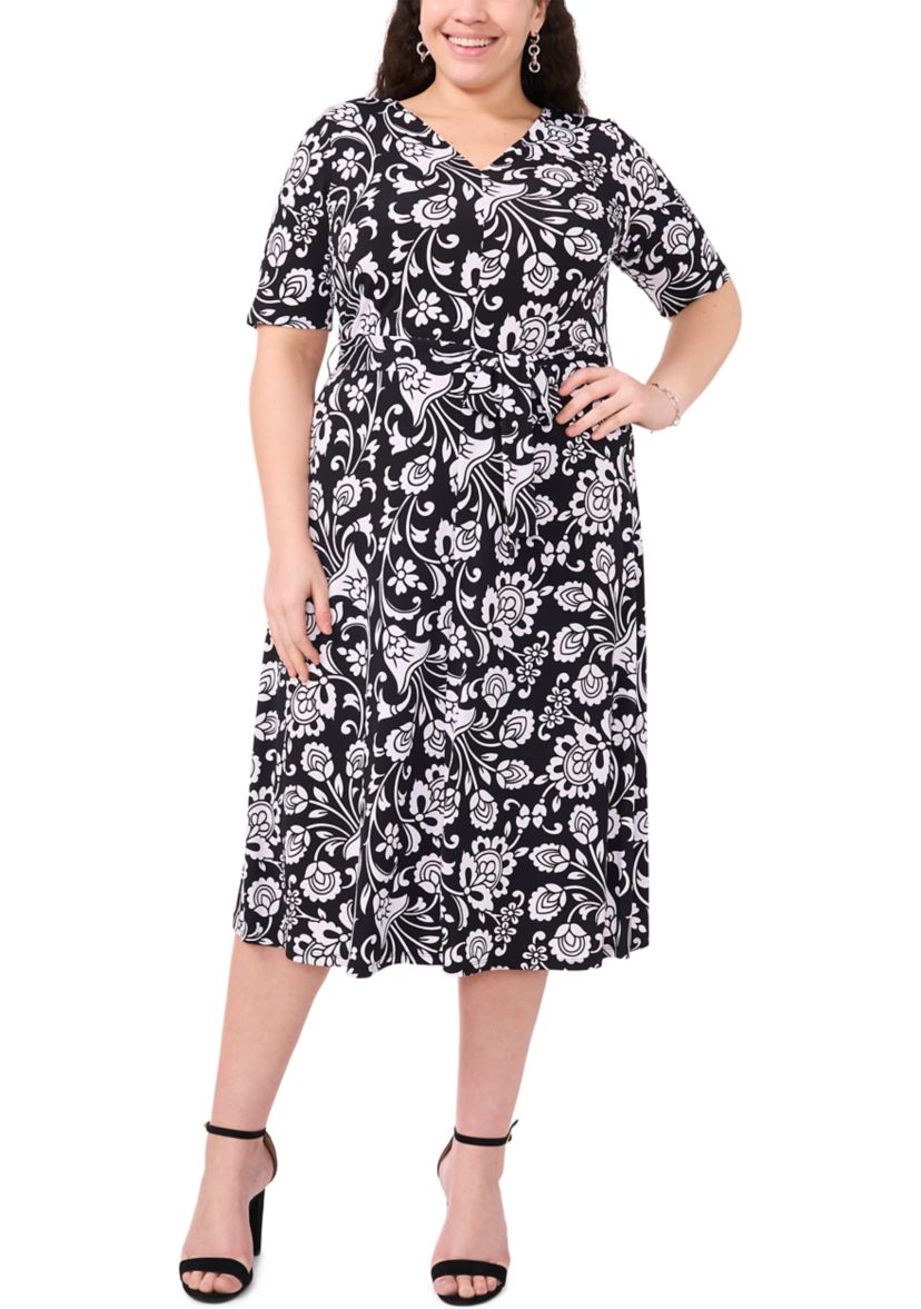 Plus Size Short Sleeve Floral Print Fit and Flare Dress