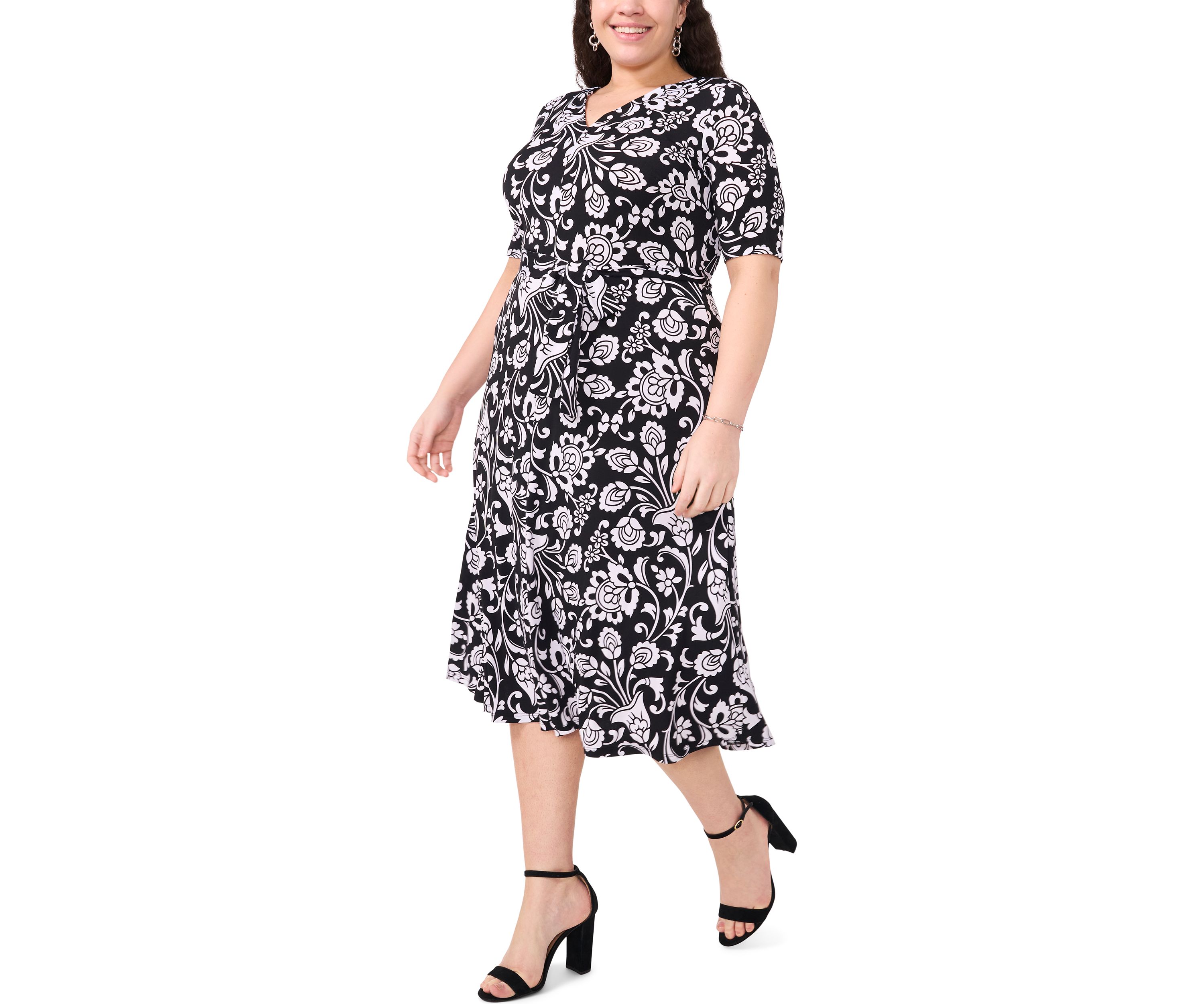 Plus Size Short Sleeve Floral Print Fit and Flare Dress