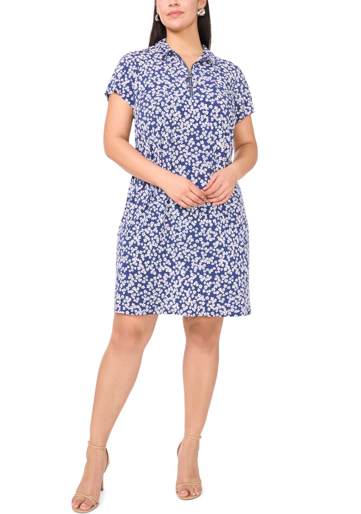 Plus Size Short Sleeve V-Neck Ditsy Print Mini Dress