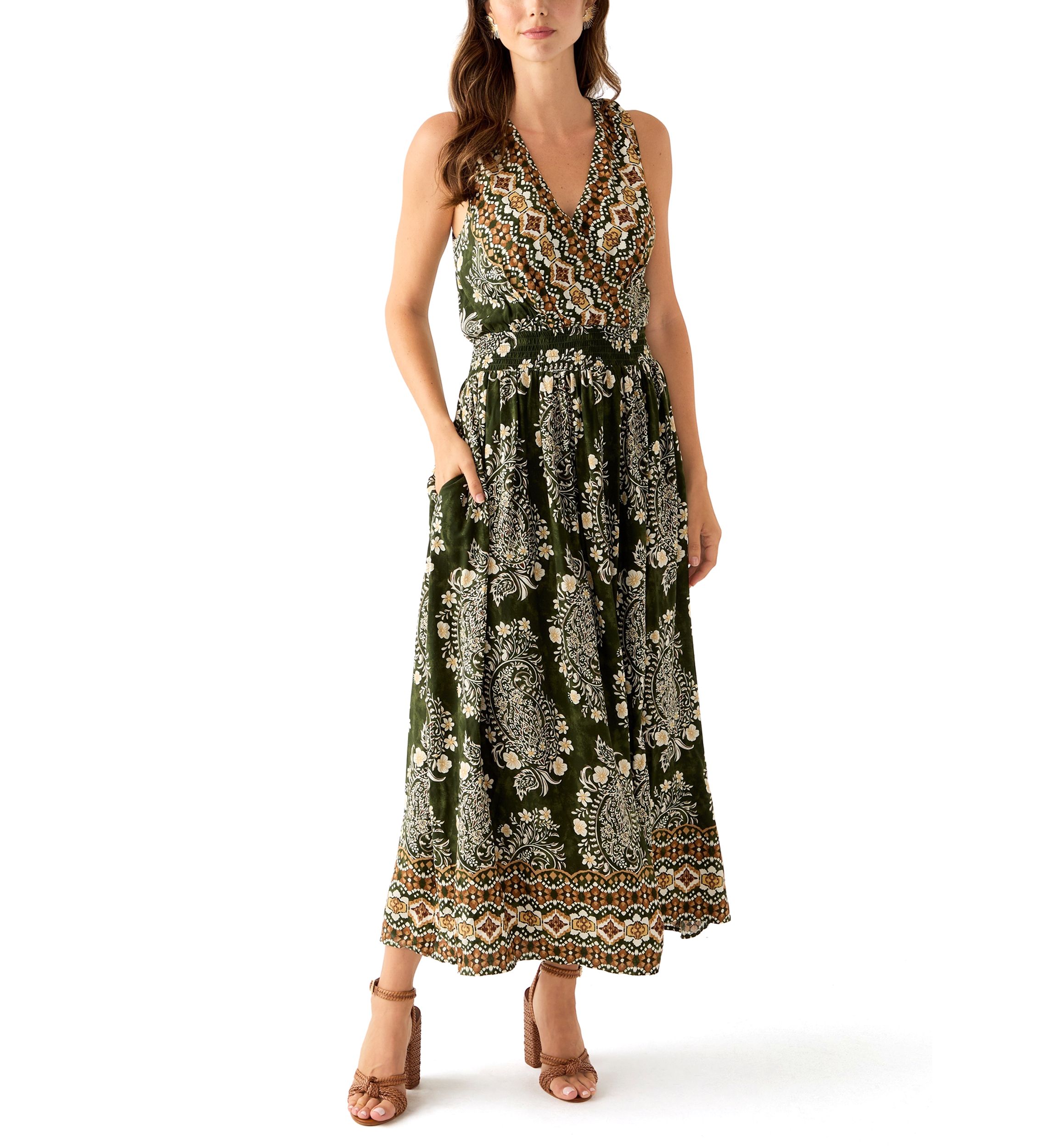 Womens Sleeveless V-Neck Paisley Print Maxi Dress