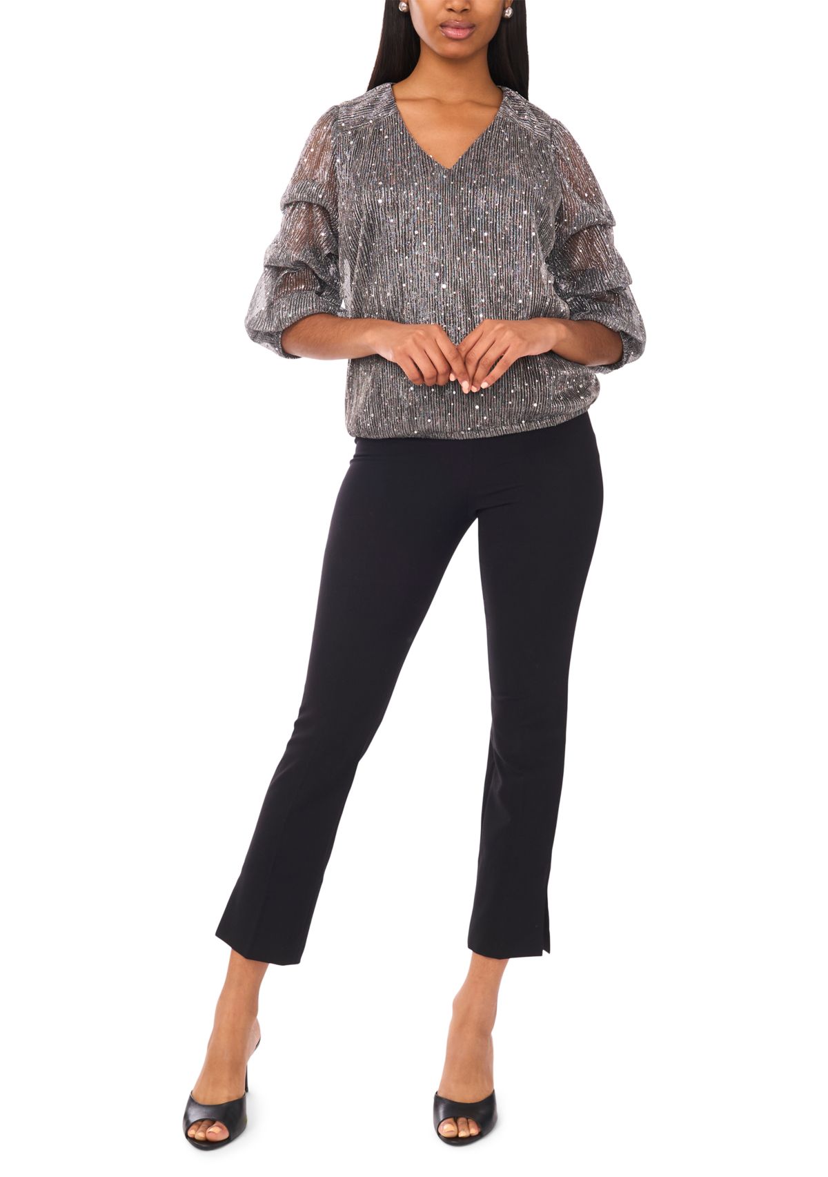 Womens 3/4 Sleeve V-Neck Glitter Knit Top