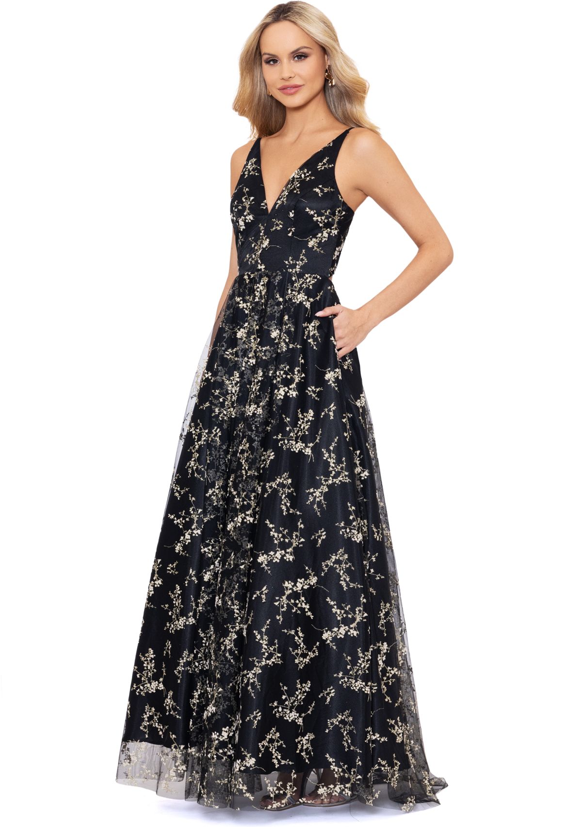 Womens Sleeveless Printed Chiffon Gown