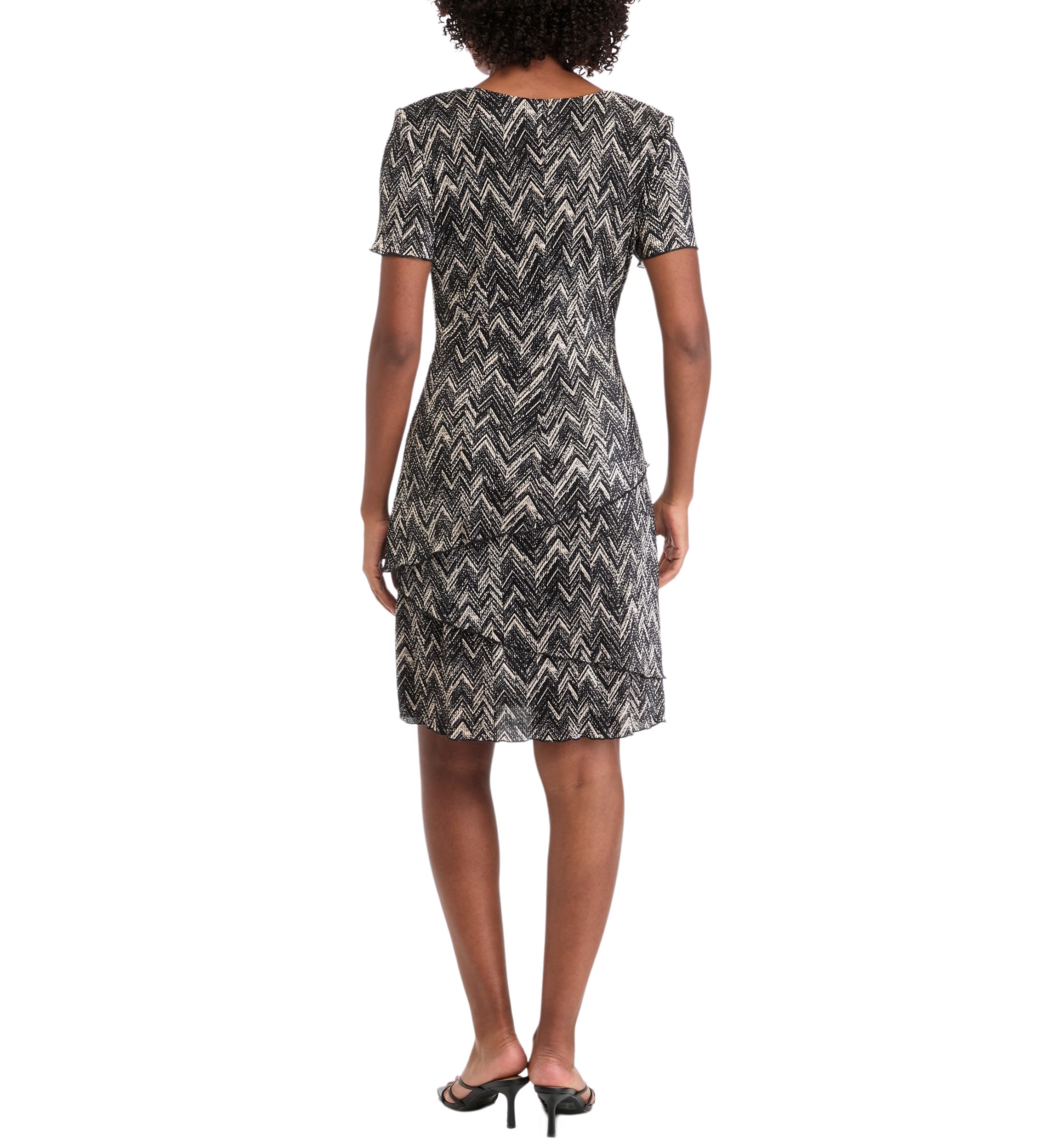 Womens Short Sleeve V-Neck Triangle Print Bodre A-Line Dress