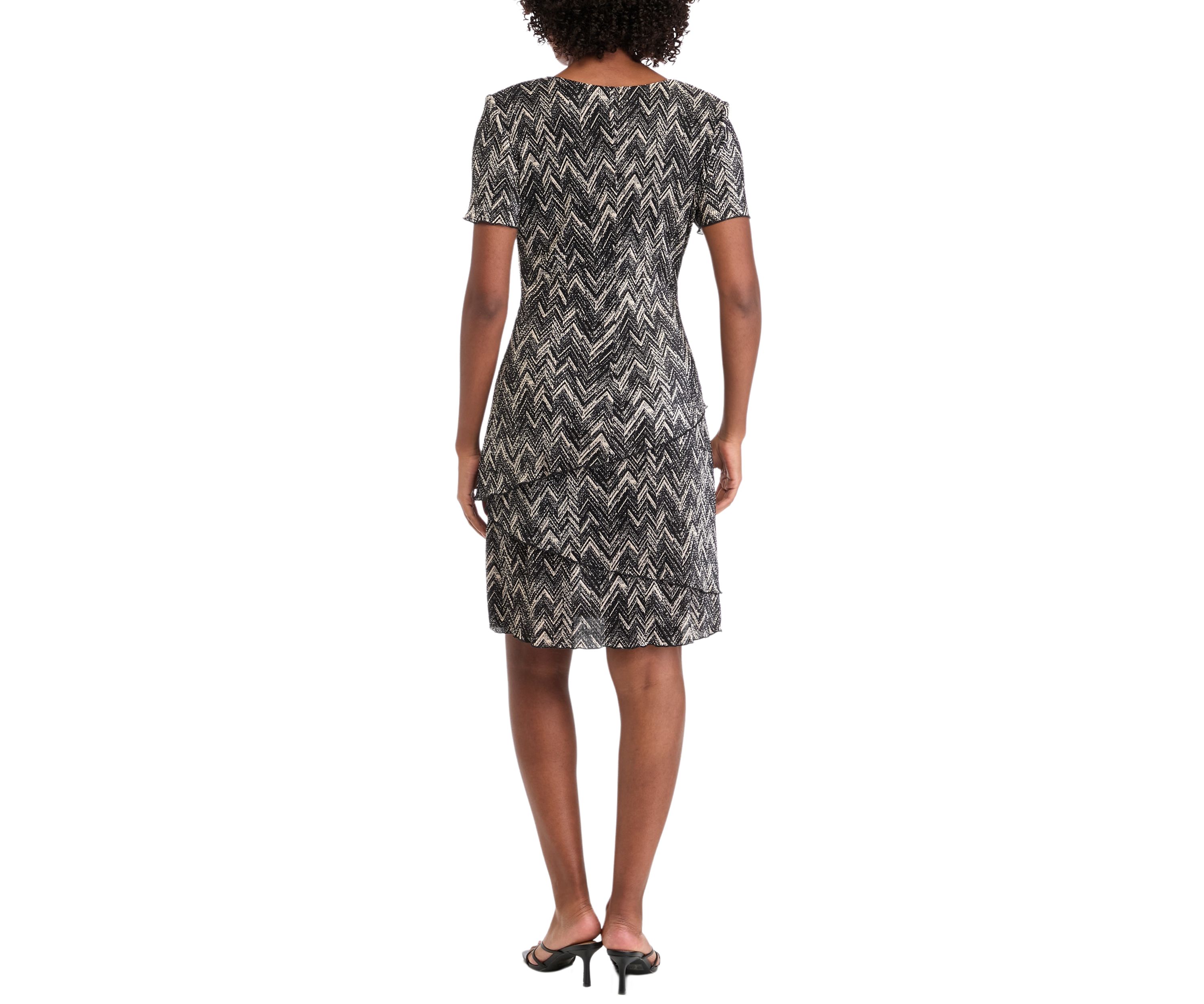 Womens Short Sleeve V-Neck Triangle Print Bodre A-Line Dress