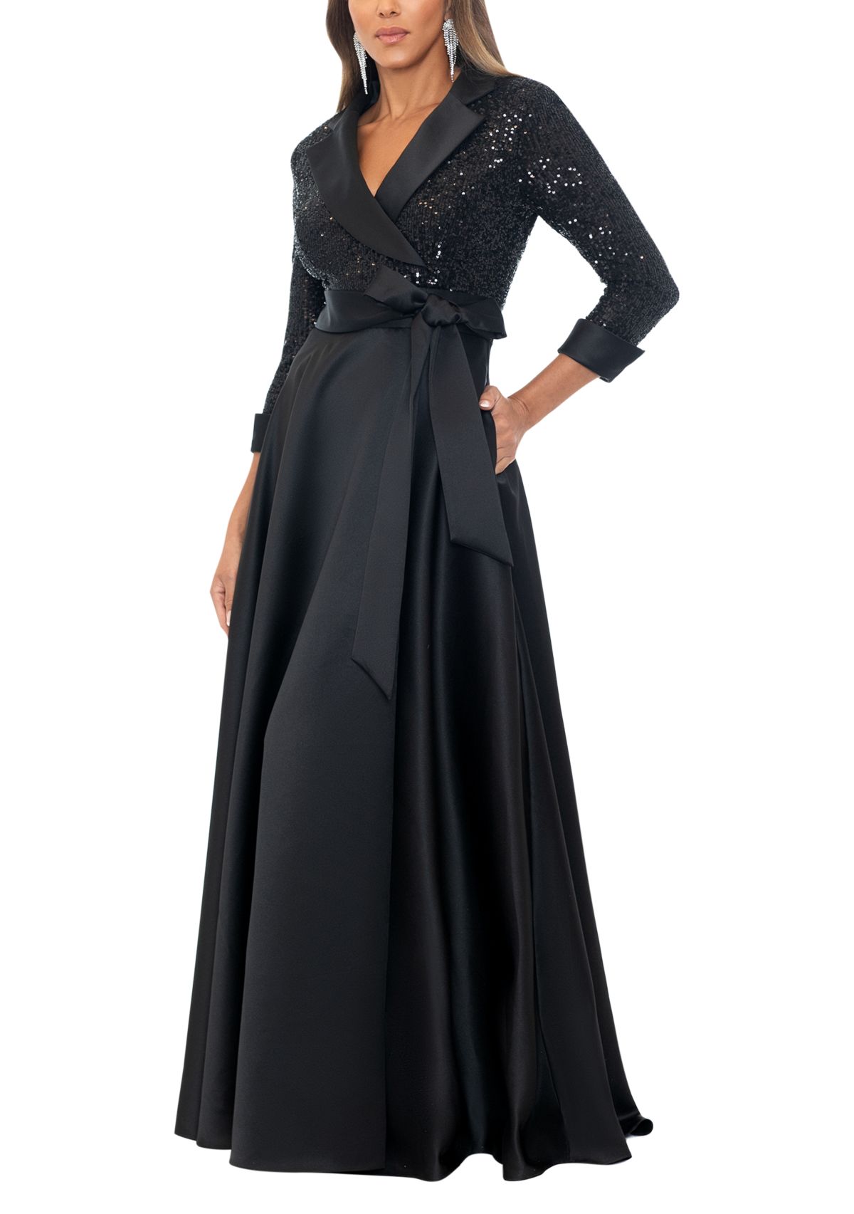 Womens Long Sleeve V-Neck Solid Sequin Ballgown