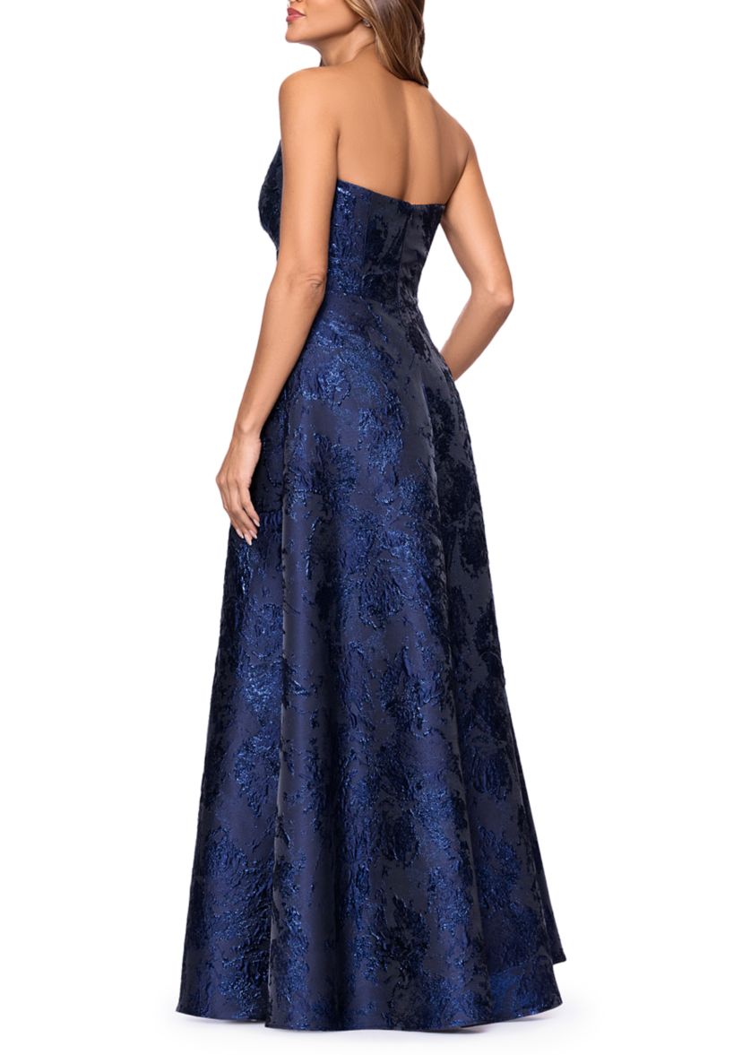 xscape navy blue dress for baby girl Stepping into elegance with the One Shoulder Side Ruffle Scuba Crepe Gown Perfect for those special moments when you want to turn heads and make a statement! With its full skirt and structured silhouette Xscape Women's Asymmetrical Strapless Ruffle