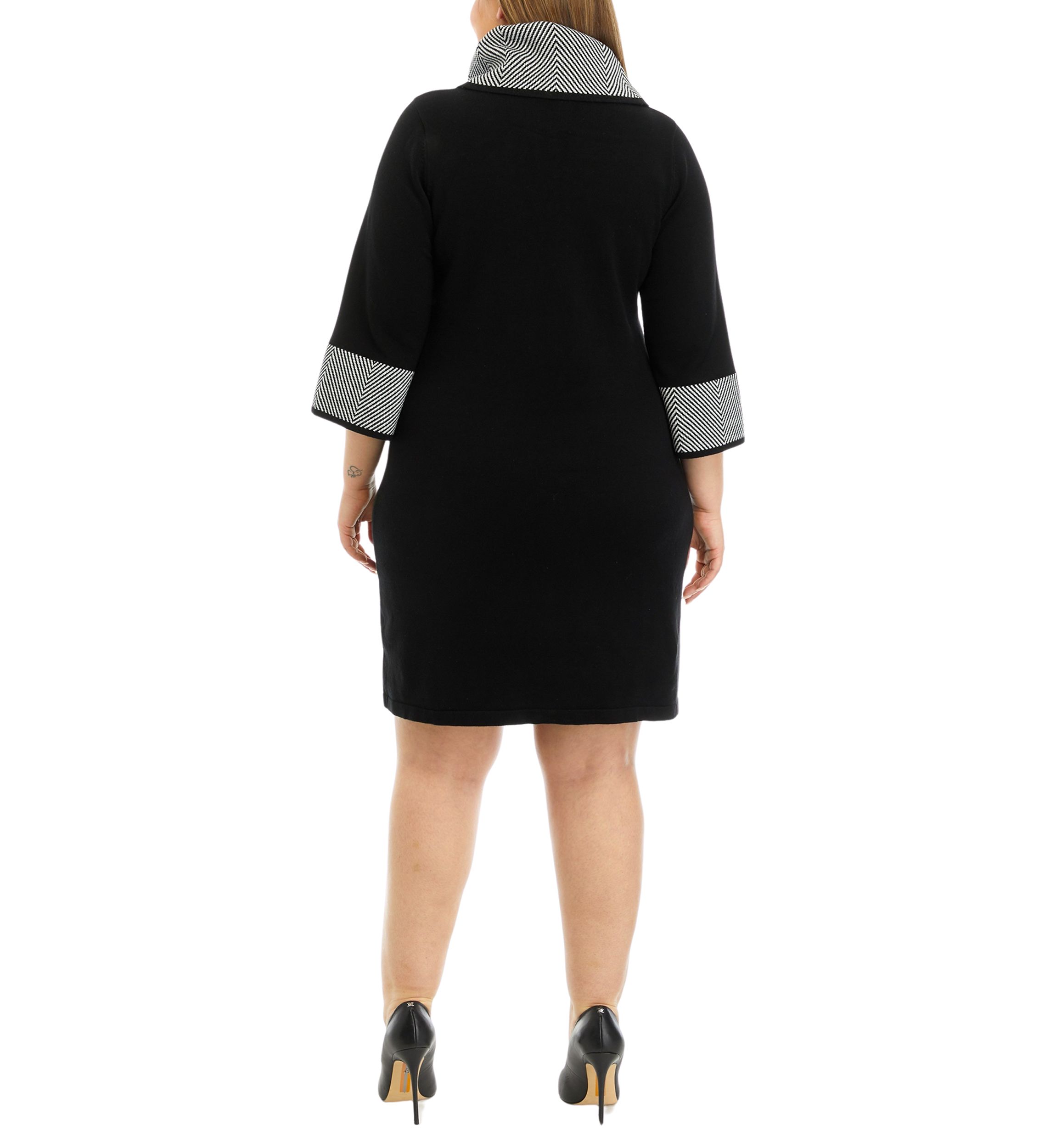 Plus Size 3/4 Sleeve Border Cowl Neck Sweater Dress