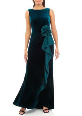 Jessica Howard Women's Boat Neck Sleeveless Solid Velvet Gown With Bow Detail