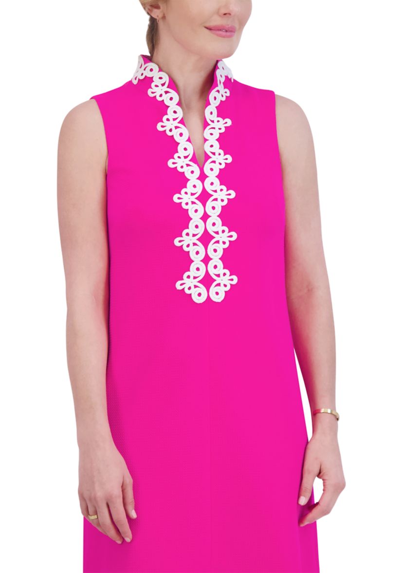 Womens Sleeveless V-Neck Solid Sheath Dress
