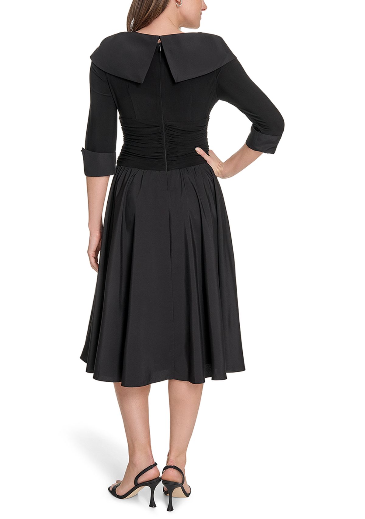 Womens 3/4 Sleeve V-Neck Dress with Collar 