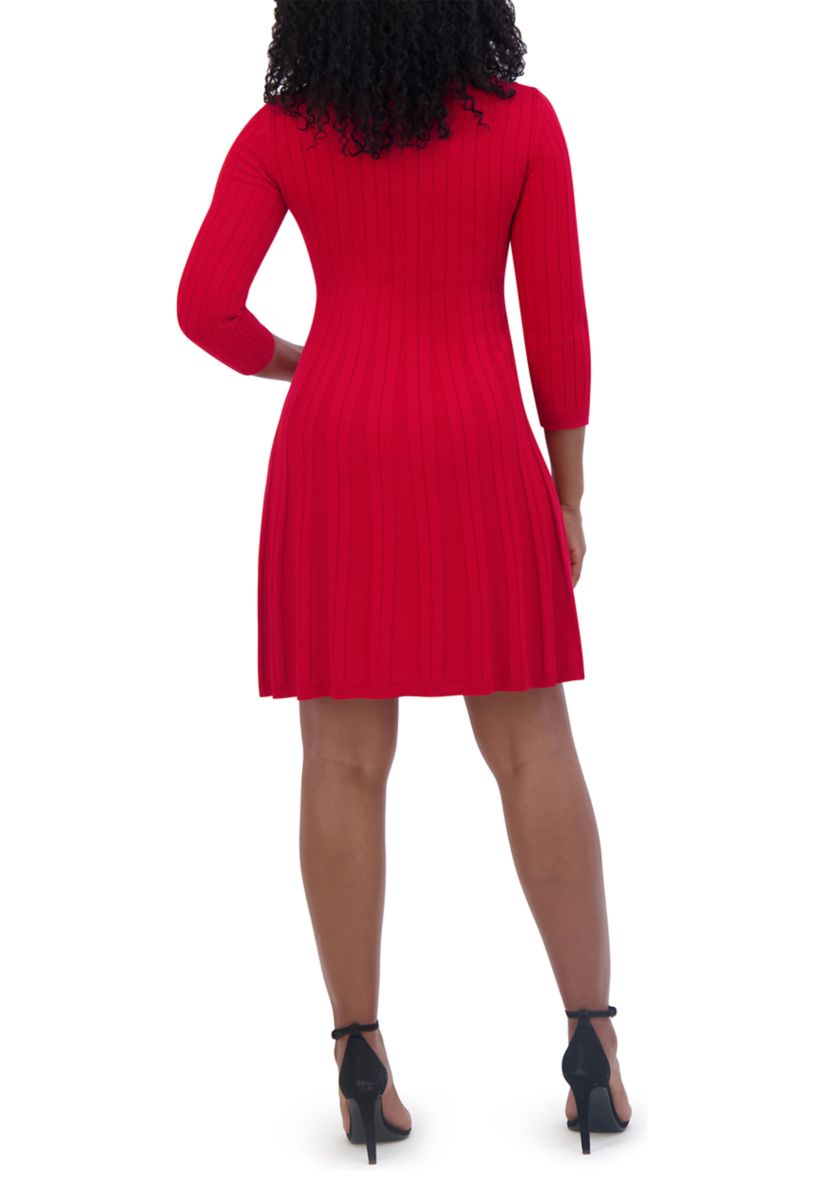 Womens 3/4 Sleeve V-Neck Solid Pleated A-Line Dress