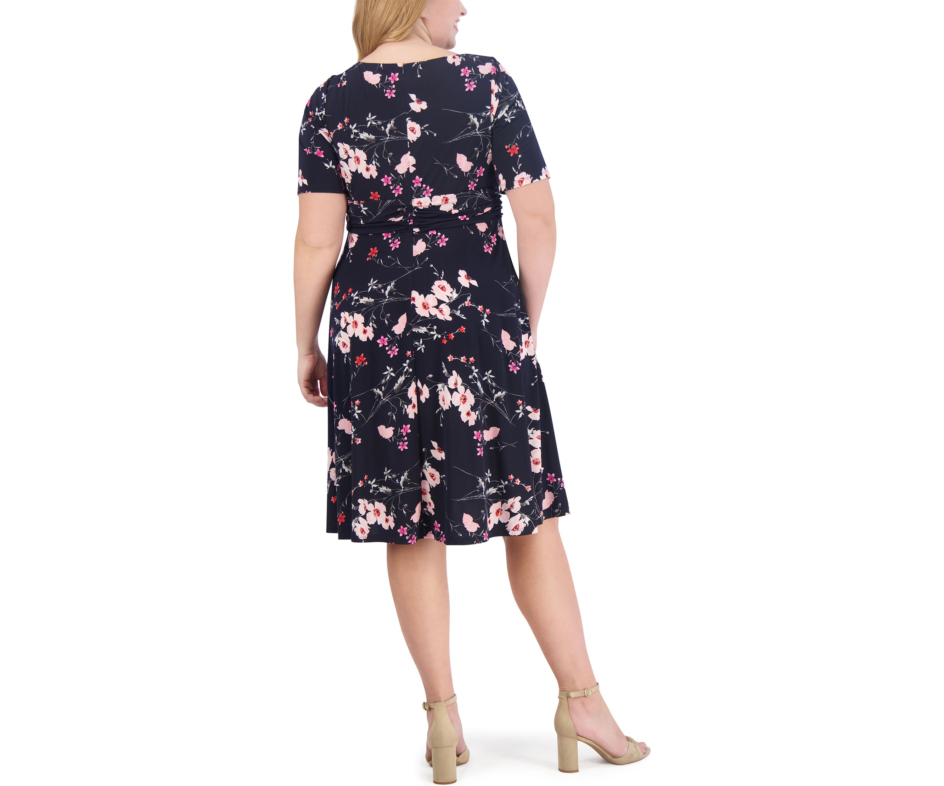 Plus Size Elbow Sleeve Boat Neck Floral Fit and Flare Dress