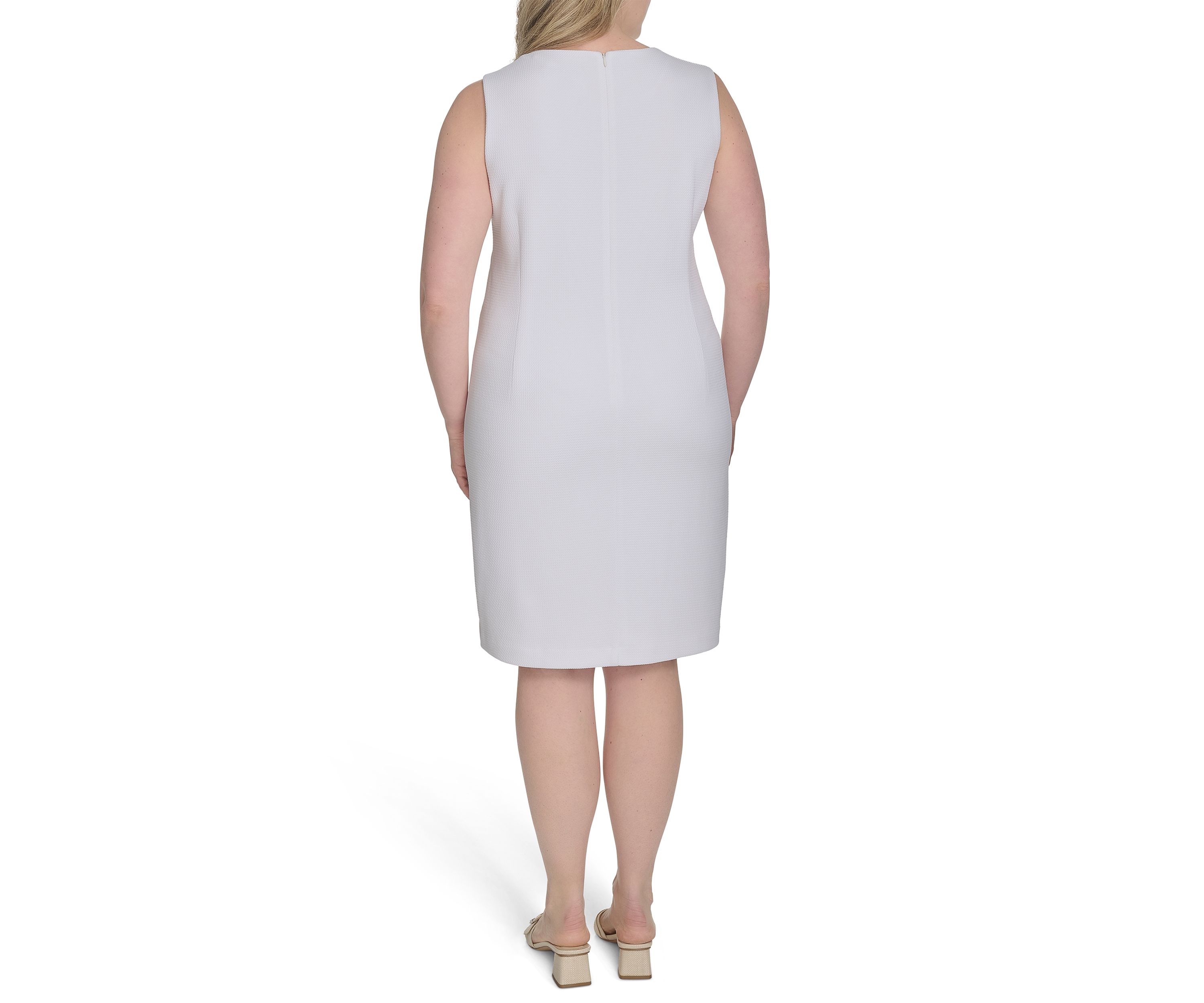 Plus Size Sleeveless Embroidered Dress