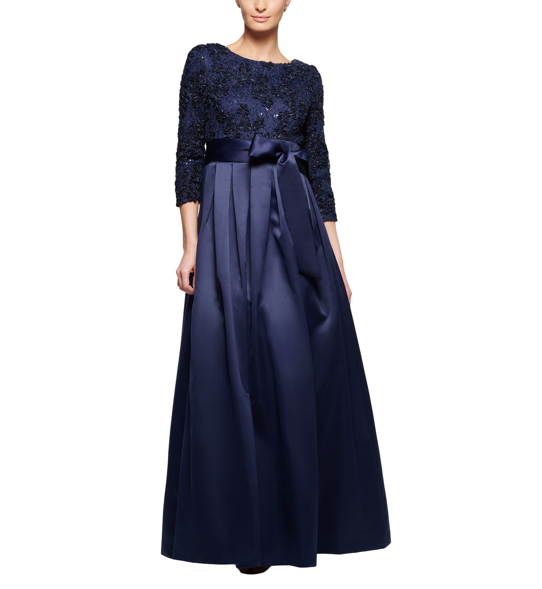 Womens 3/4 Sleeve Solid Tie Gown 