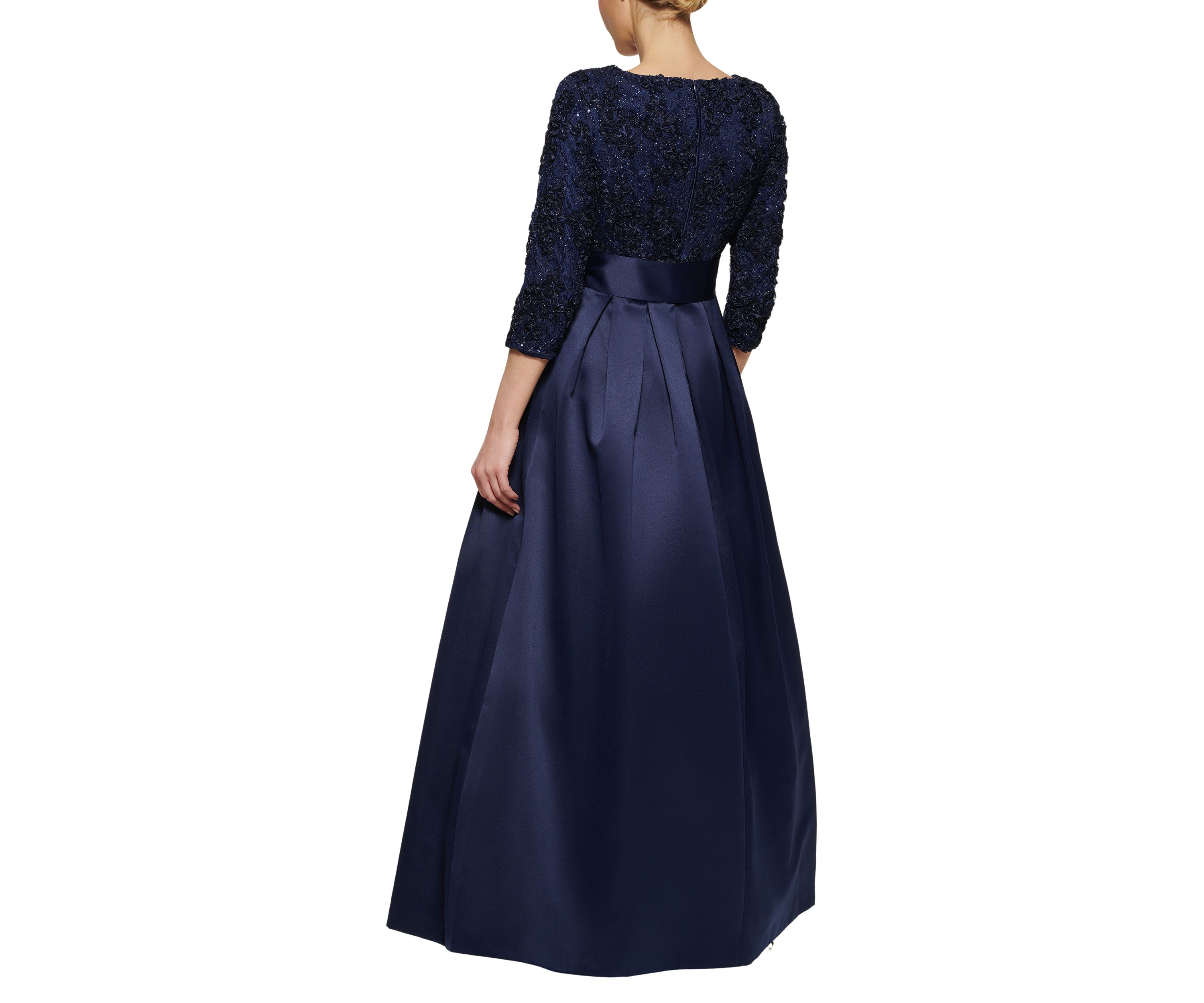 Womens 3/4 Sleeve Solid Tie Gown 