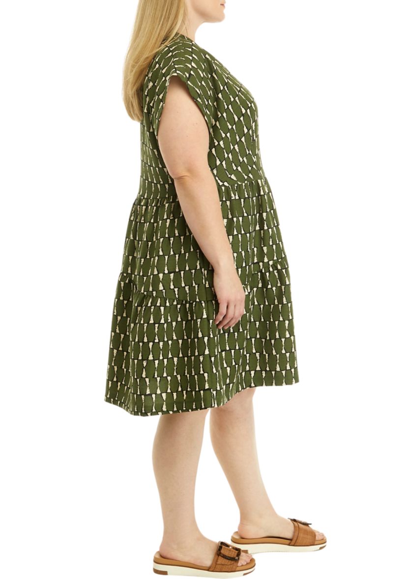 Plus Size Short Sleeve V-Neck Abstract Print Dress