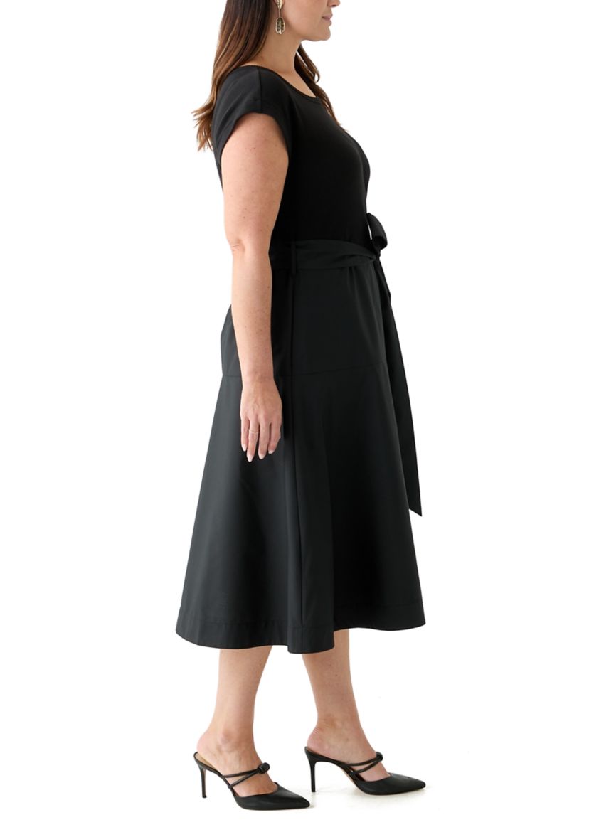 Plus Size Short Sleeve Belted Dress